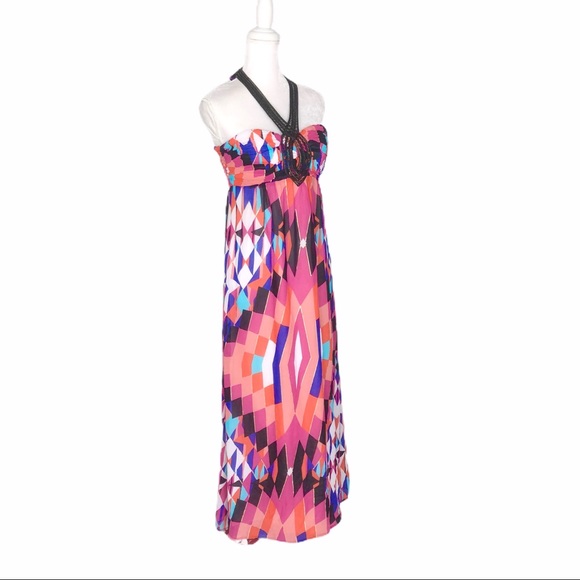2B Bebe Dresses & Skirts - Bebe halter maxi dress geometric print pink blue M